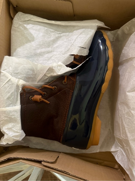 Sperry Shoes - Women’s Brown Leather Duck Boots with Navy Gloss and Gum Sole